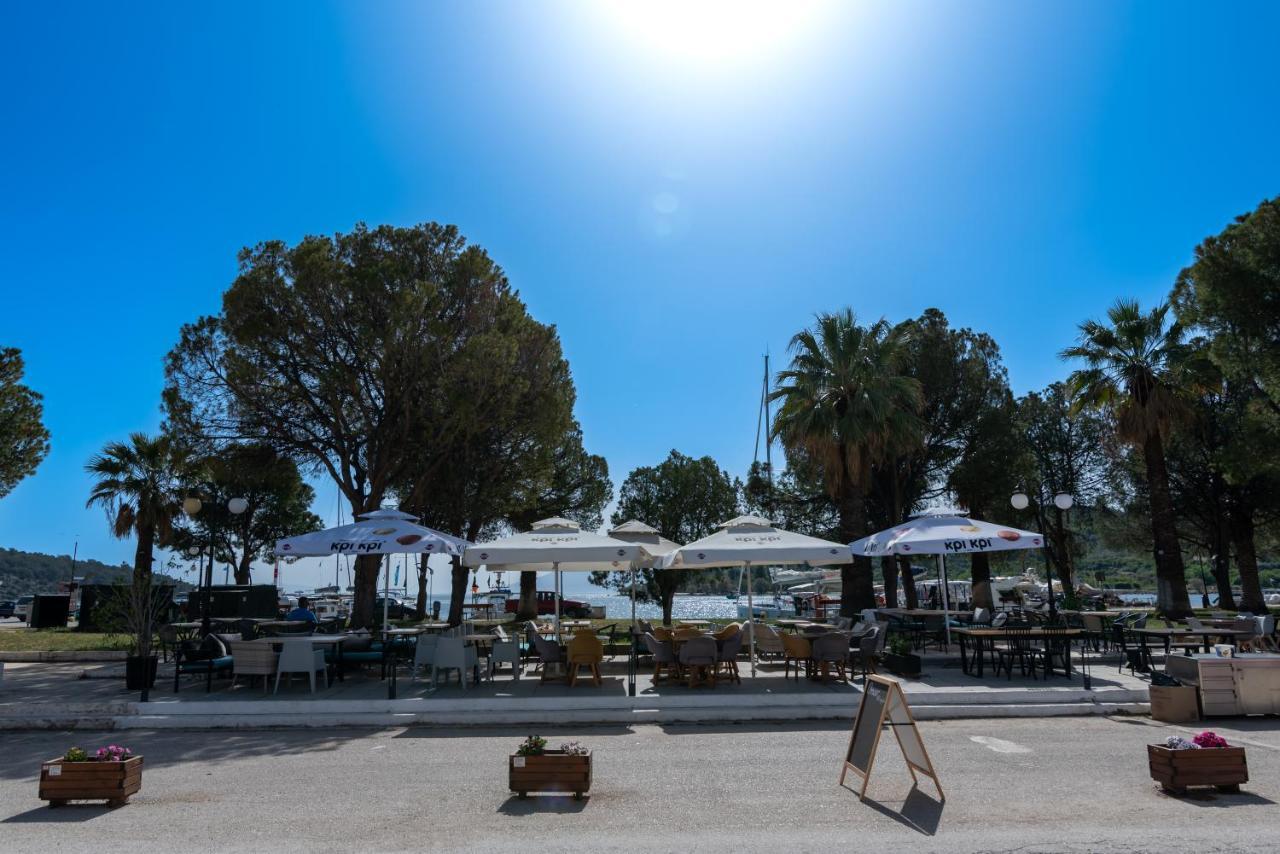 Onar Hotel Epidaurus Buitenkant foto